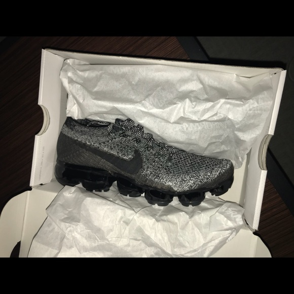 vapormax poshmark